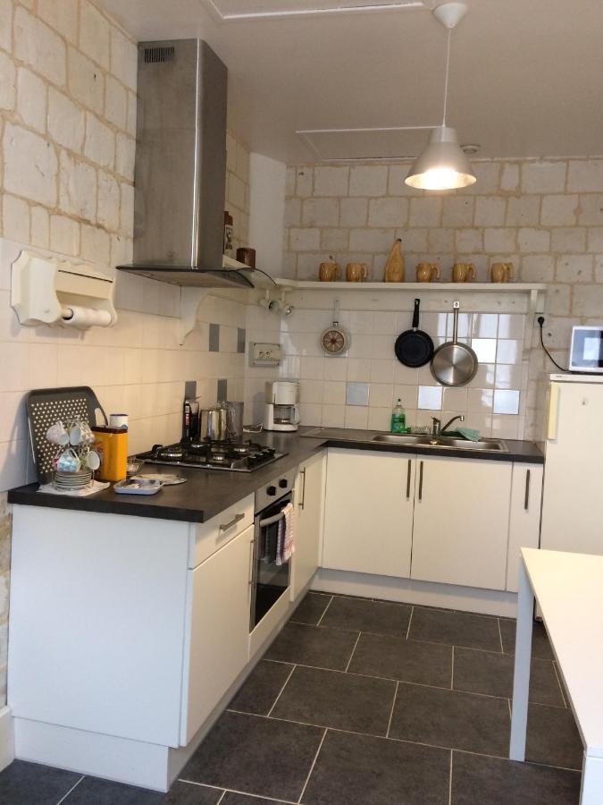 Le Chateau De Bed & Breakfast Penin